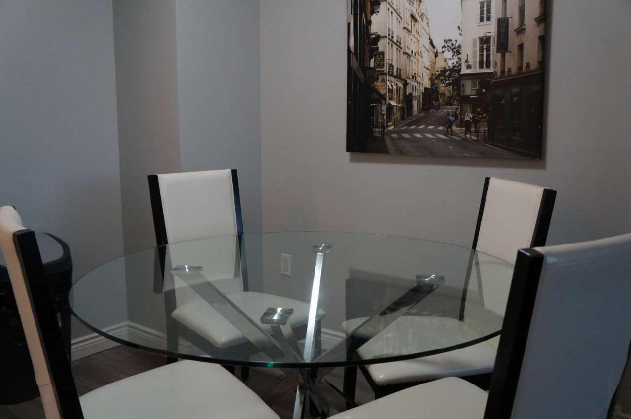 Elegant 2-bedroom Corporate Housing In Downtown For Prime Apartment Calgary