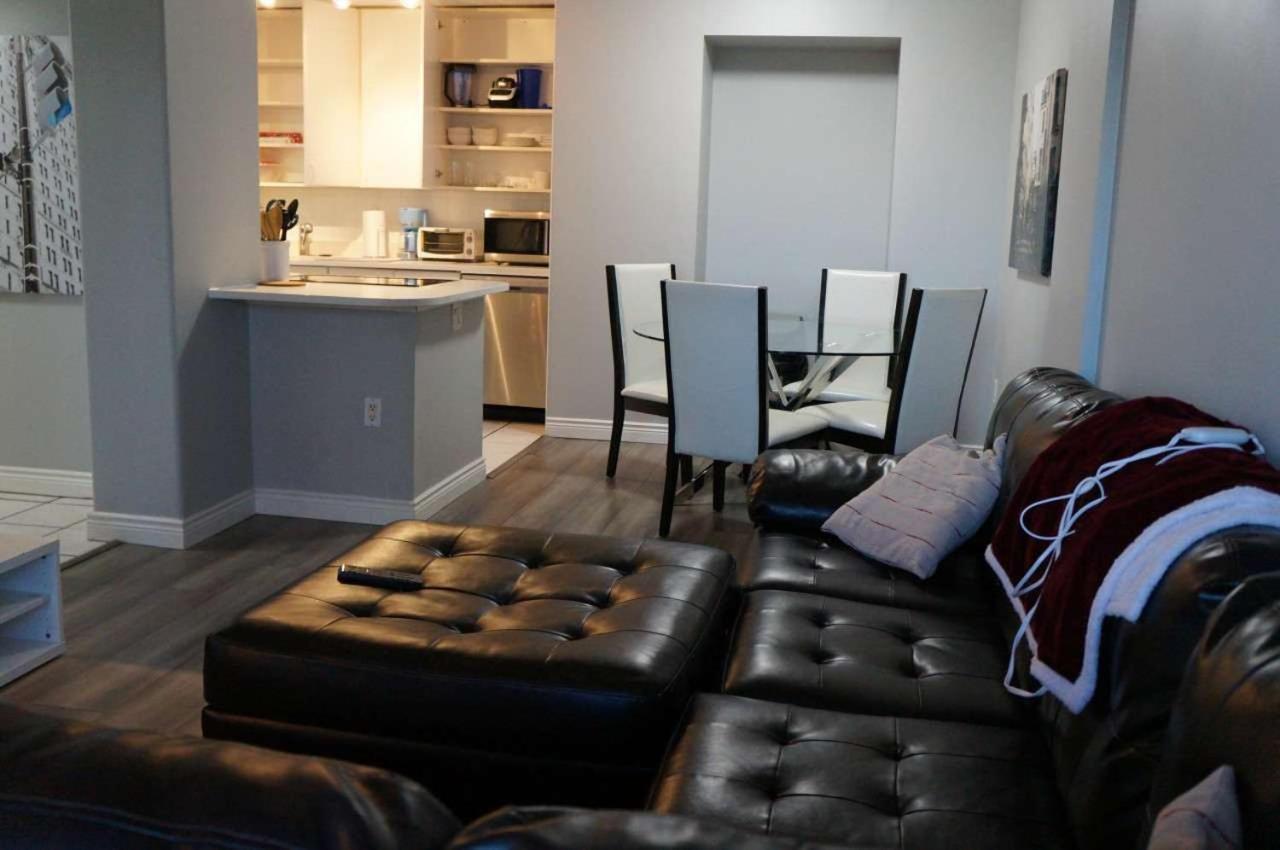 Apartment Elegant 2-bedroom Corporate Housing In Downtown For Prime Calgary