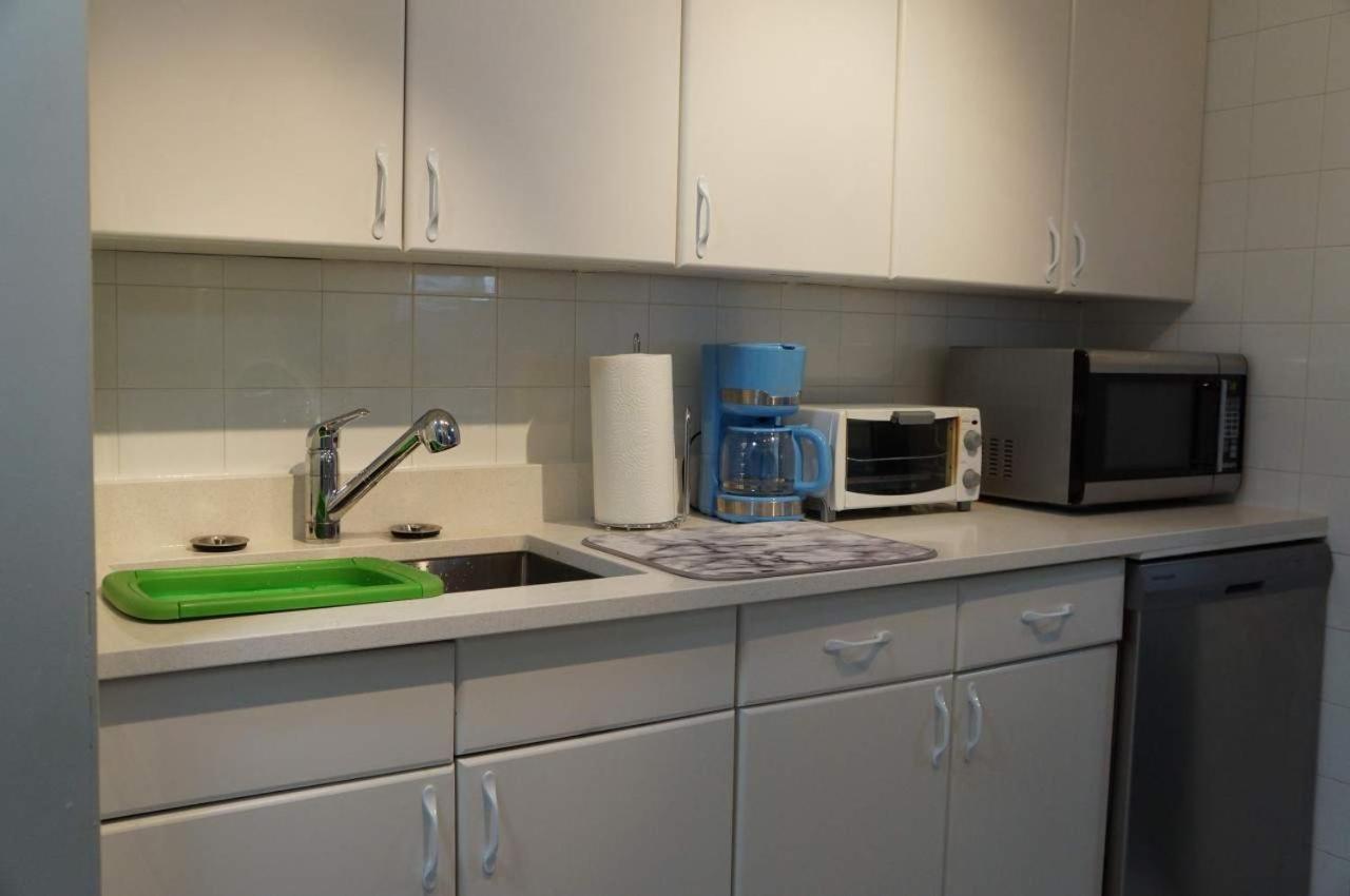 Elegant 2-bedroom Corporate Housing In Downtown For Prime Calgary